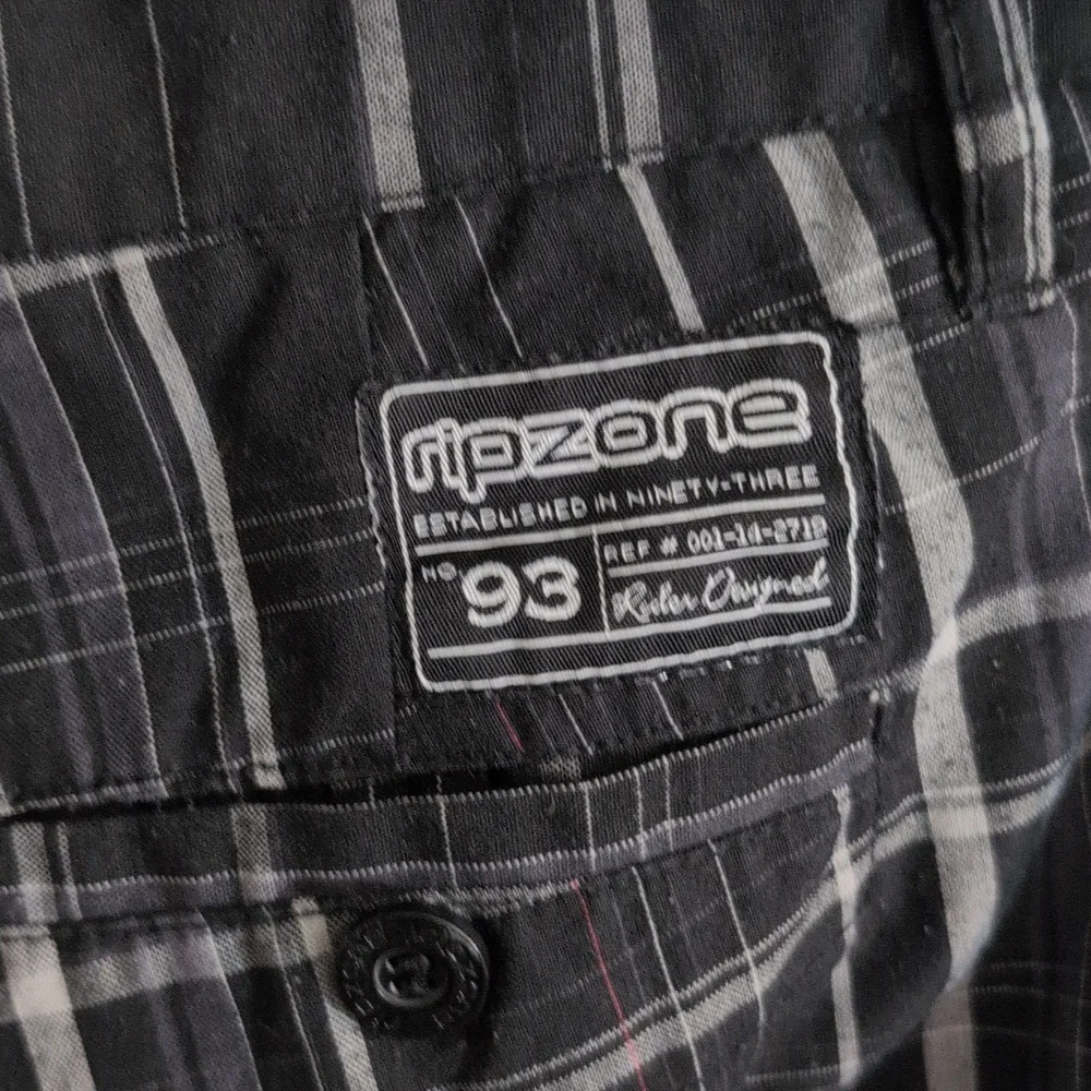 Ripzone | Black and Gray Plaid Men's Shorts - Picture 8 of 15